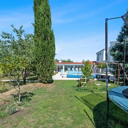 My Dalmatia - Sport And With Private Heated Pool And Tennis Court
