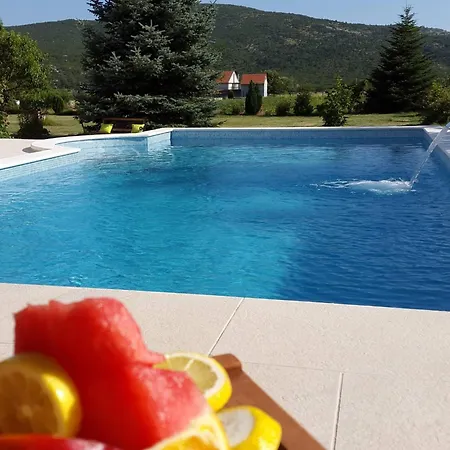 My Dalmatia - Sport And With Private Heated Pool And Tennis Court בית נופש