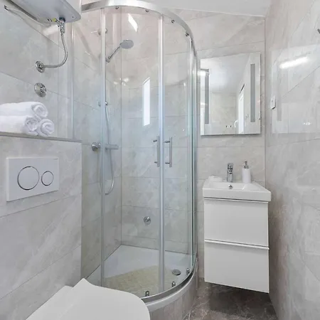 בית נופש My Dalmatia - Sport And With Private Heated Pool And Tennis Court Neoric