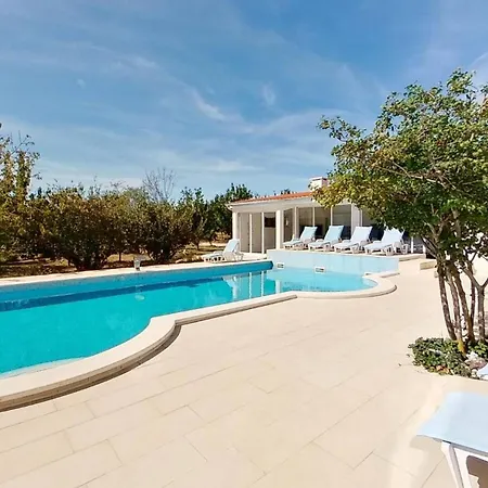 My Dalmatia - Sport And With Private Heated Pool And Tennis Court Neoric