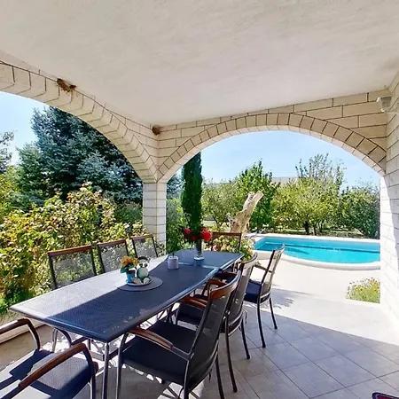 My Dalmatia - Sport And With Private Heated Pool And Tennis Court בית נופש