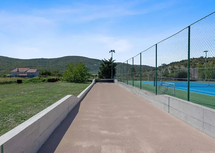 Prázdninový dům My Dalmatia - Sport And With Private Heated Pool And Tennis Court