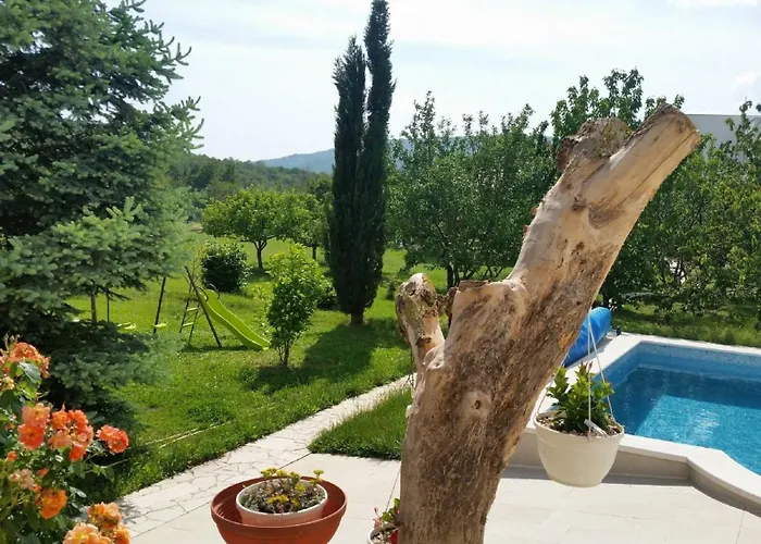 My Dalmatia - Sport And With Private Heated Pool And Tennis Court